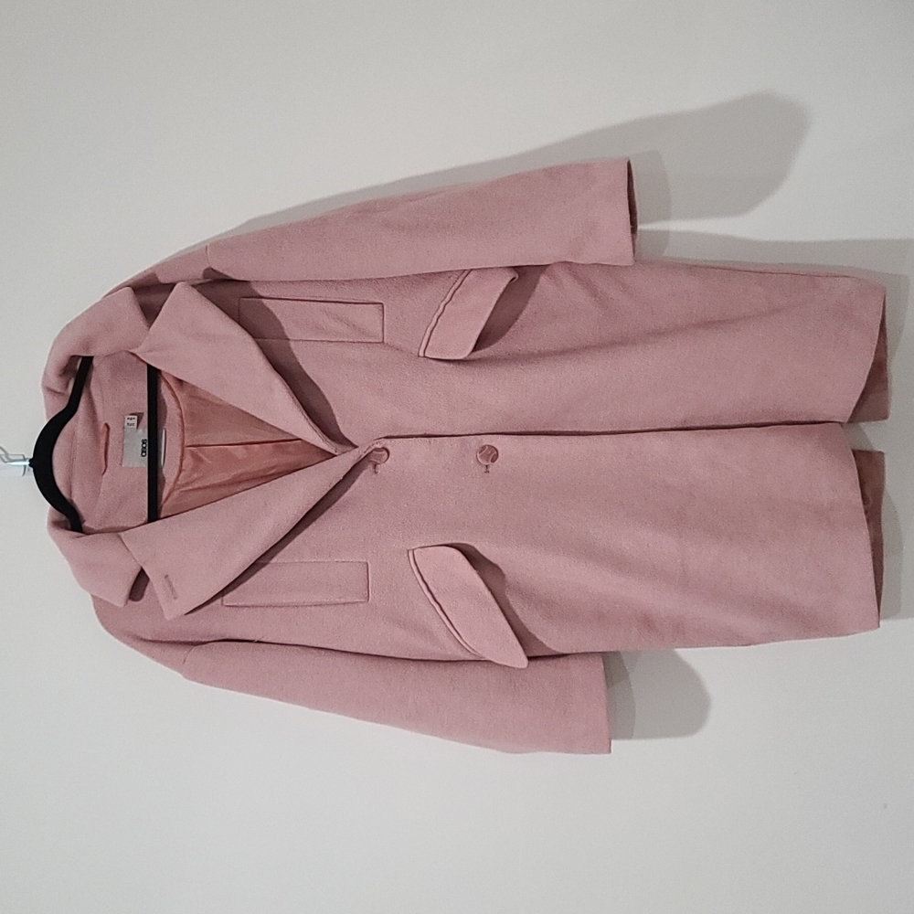 Oversize pink coat